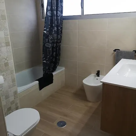 Privada En Cerca Aeropuerto Norte Maison d'hôtes *