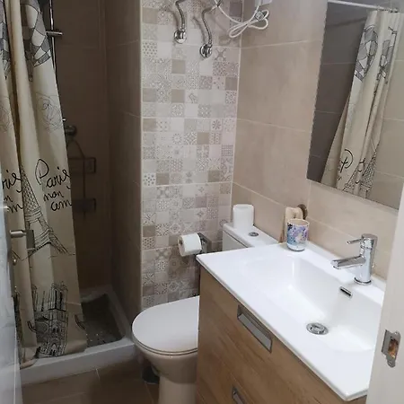 Privada En Cerca Aeropuerto Norte